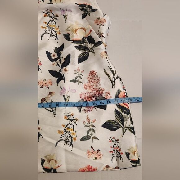 New T.Lulah White Floral Mini Dress Size XS - Picture 7 of 10